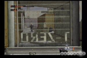 É engraçado ver as marcas das balas marcadas no escudo. Infelizmente ele é practicamente indestrutível, já que até aguenta com rockets