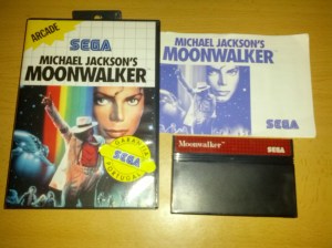 Jogo com caixa e manual europeu